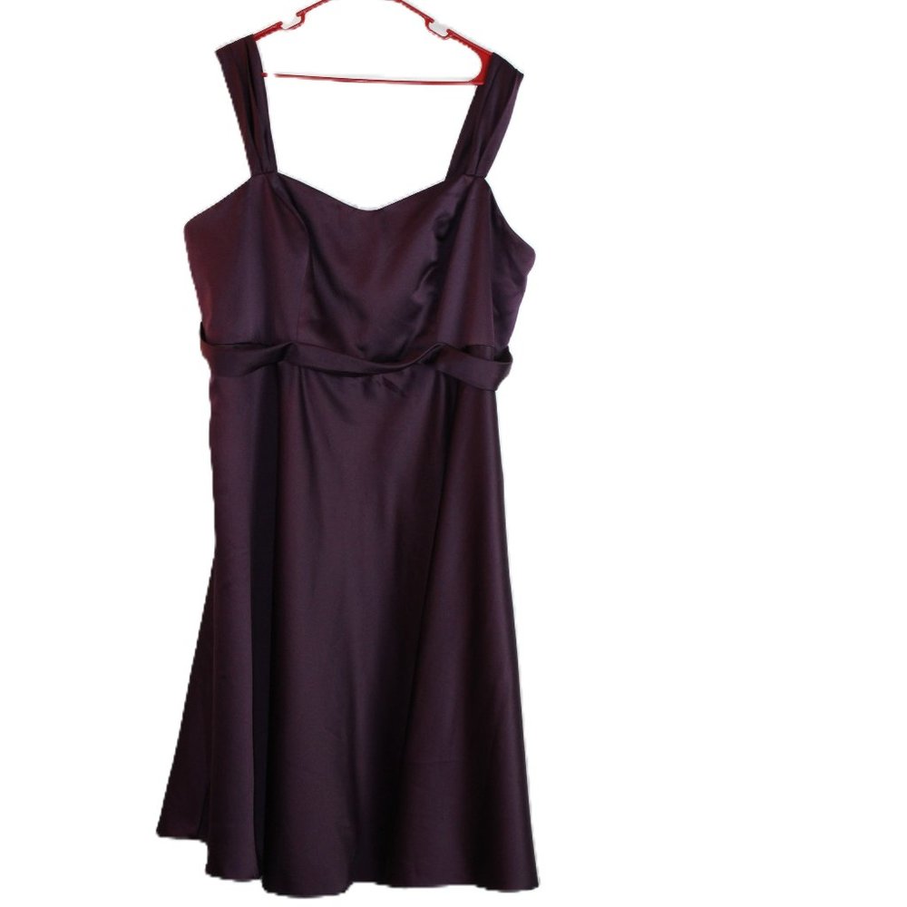Daid's Bridal Plum Purple Sleeveless Dress Size 22